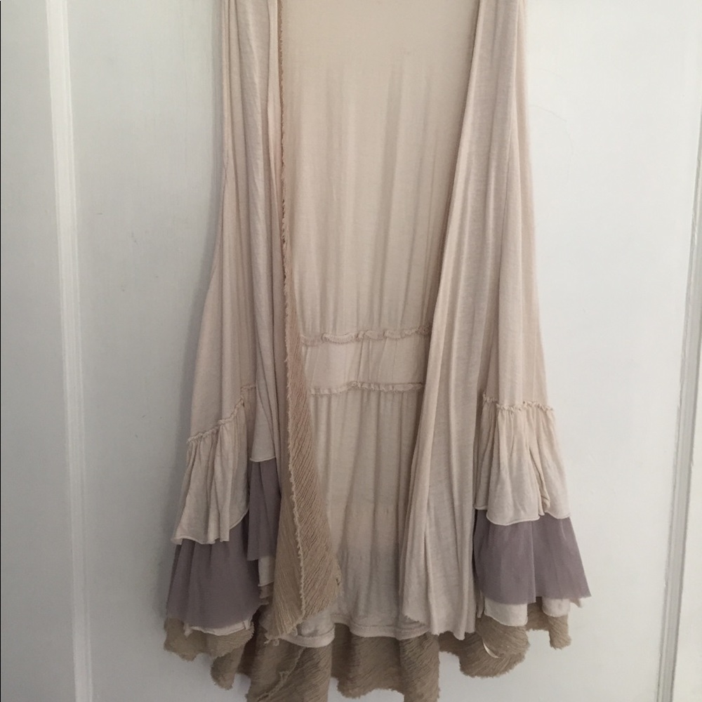 Flowy ruffle vest